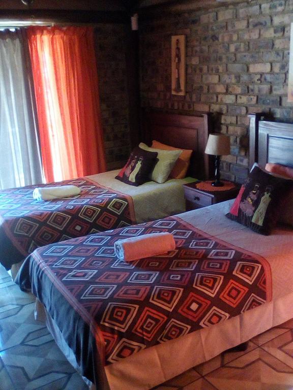 Pride Rock Accommodation Middelburg  Ngoại thất bức ảnh